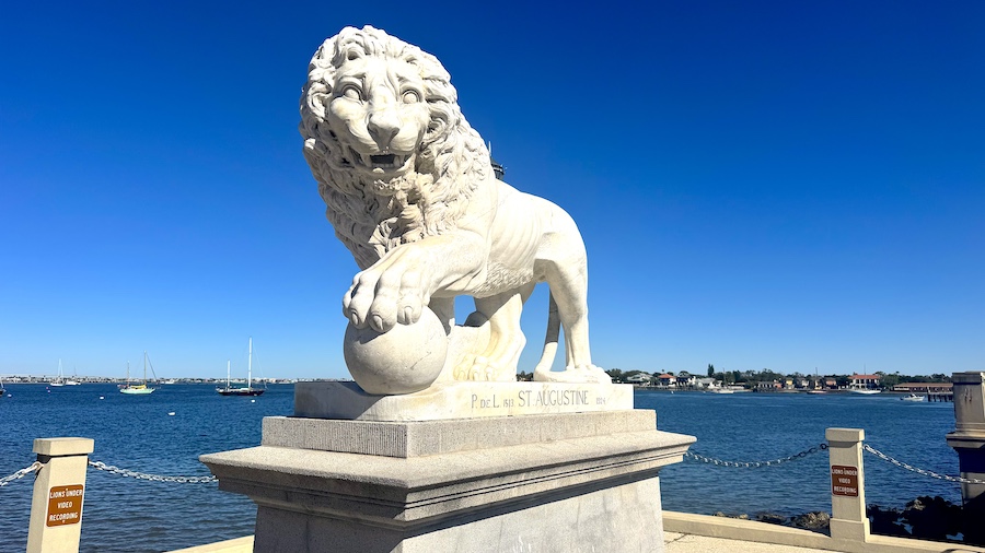 Medici Lion Marble Statue